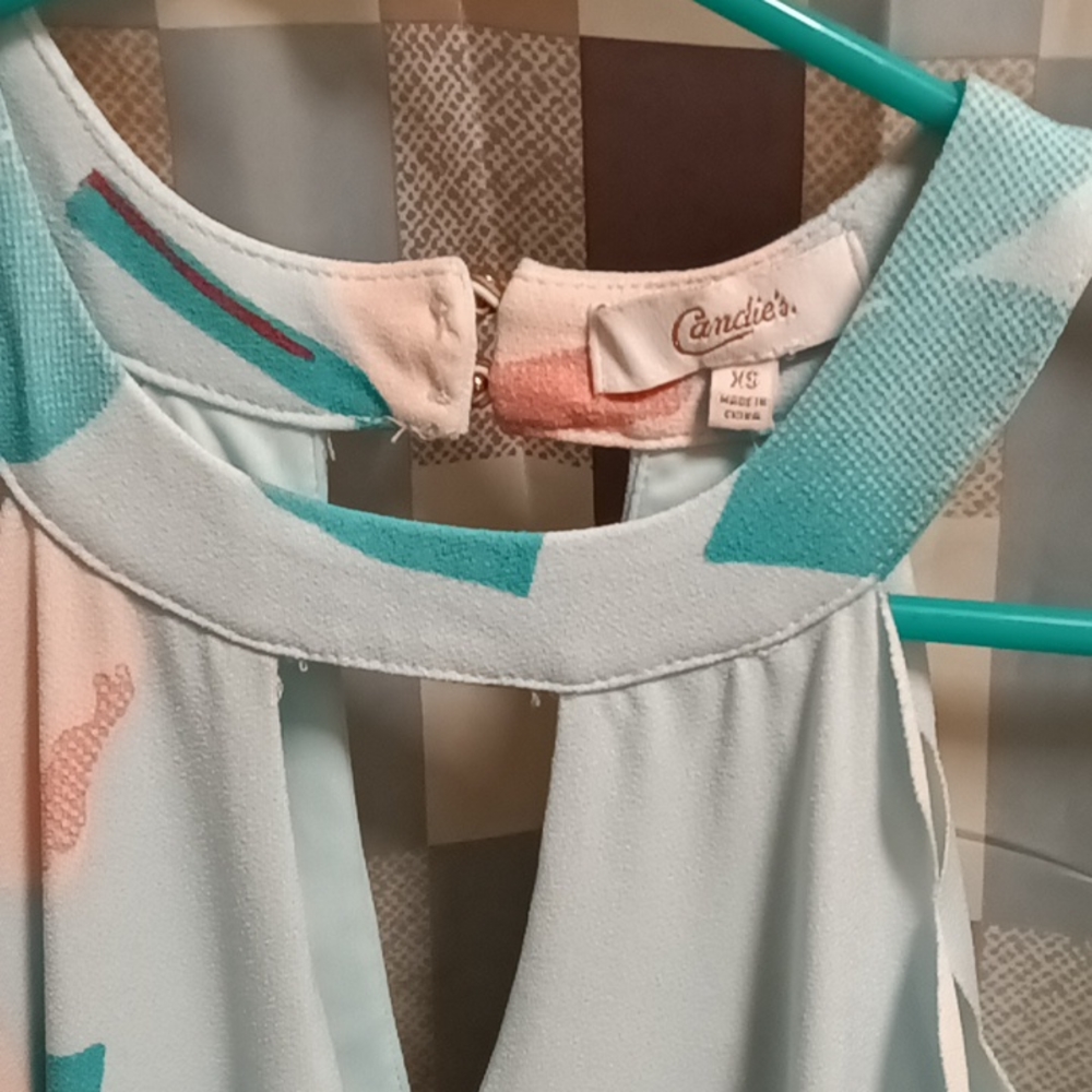 NWT Candies sleeveless v-neck halter dress w cut out front & back Size XS